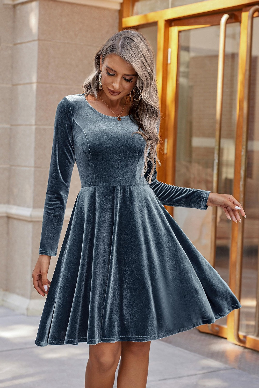 Round Neck Long Sleeve Knee Length Dress